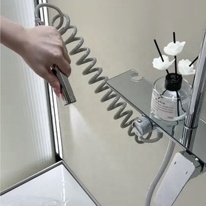 Panel <span class=keywords><strong>de</strong></span> ducha clásico negro montado en la pared con cascada, torre <span class=keywords><strong>de</strong></span> ducha y chorros <span class=keywords><strong>de</strong></span> masaje corporal - Product Image 4