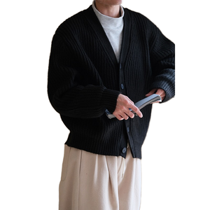 Cardigan tricoté zippé à rayures pour homme, style universitaire décontracté, design original, col en V, collection automne-hiver - Product Image 1