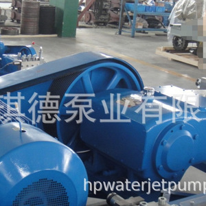 Pompe d'injection d'eau haute pression pour champ pétrolier Ruiqide 3P110 17 mètres cubes 21 MPa à entraînement électrique, corps en acier allié - Product Image 3