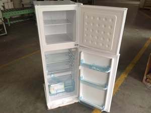 ตู้เย็นสองประตู ดีไซน์วินเทจ ตู้แช่แข็งแบบเรโทร สำหรับใช้ในบ้าน - Product Image 6