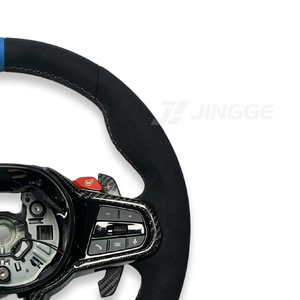 Volante Deportivo Personalizado Estilo LCI con Calefacción, en Alcántara y Fibra de Carbono para BMW G20/G30/G80/G01/G02/G87/M3/M240i/M340 - Product Image 6