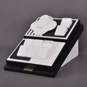 Exhibidores de Joyería de Alta Gama, Exhibidores de Joyería Corporal, Exhibidores de Joyería Personalizados de Lujo en Cuero de Microfibra - Product Image 4