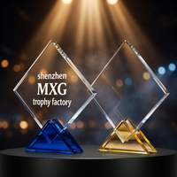 Trophée de luxe en cristal avec base bleue, logo gravé au laser personnalisé pour cérémonie scolaire, souvenir artisanal en cristal