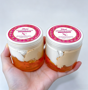 Crème de beauté blanchissante aux perles de haute qualité, forte, sans <span class=keywords><strong>effets</strong></span> <span class=keywords><strong>secondaires</strong></span>, crème blanchissante pour le corps et le visage pour peaux foncées - Product Image 1