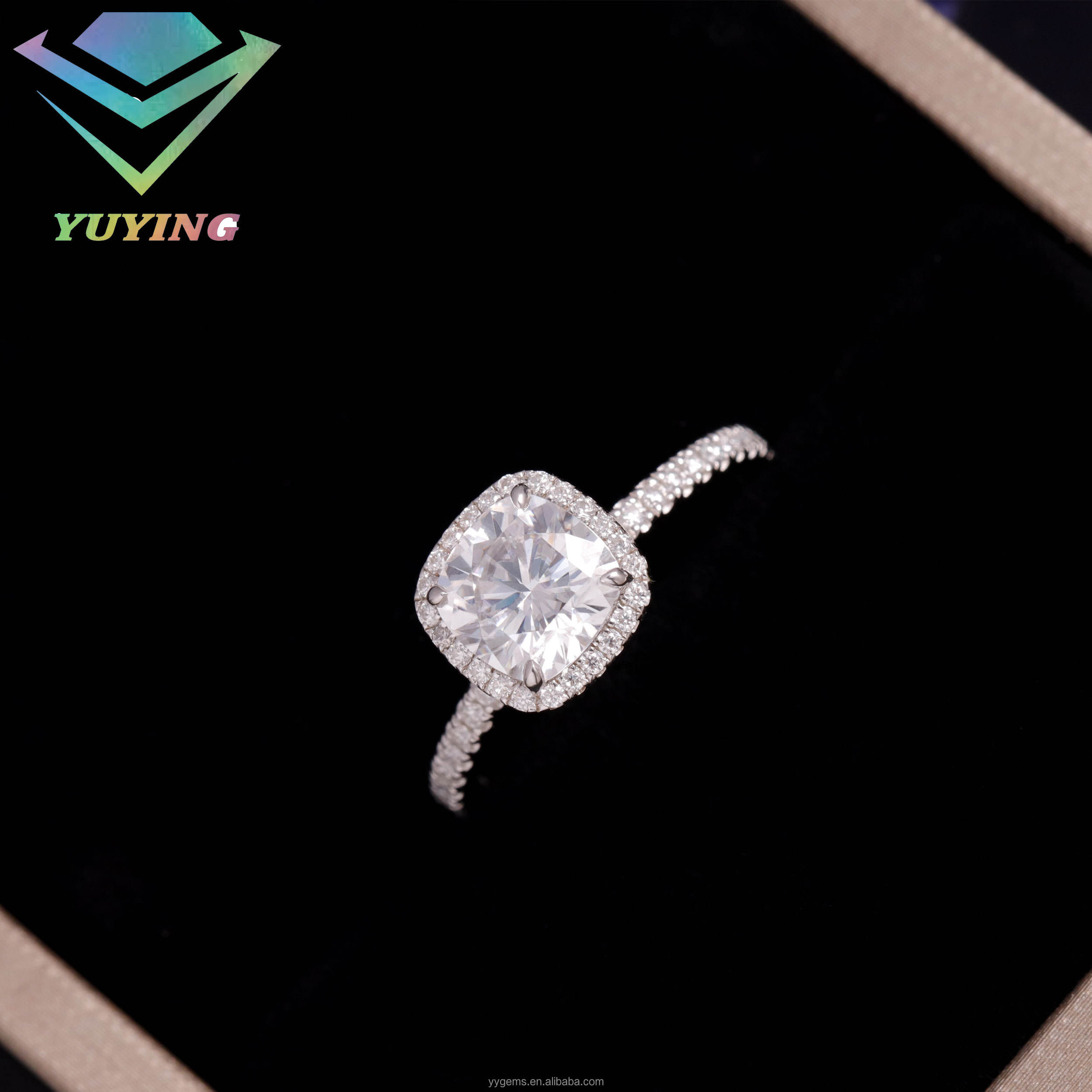 18K White 2CT