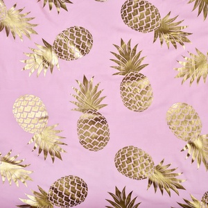 100% 人造丝面料，带金箔印花可持续菠萝图案，适合女性服装透气和编织 - Product Image 2