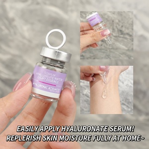 Lot d'ampoules de sérum hydratant à l'<span class=keywords><strong>acide</strong></span> <span class=keywords><strong>hyaluronique</strong></span> non injectable en gros pour le repulpage du visage, hydratant profond, sérum facial hydratant - Product Image 3