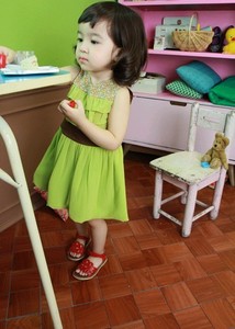 Vêtements pour enfants en gros, dernière tendance de la mode, robe sans manches à paillettes avec jupe pour filles, fabriquée en Chine - Product Image 4