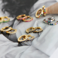 Pendientes de Aro Huggie de Plata de Ley 925 con Arcoíris para Mujer, Venta al por Mayor de Fábrica, Joyería Chapada en Oro de 18K en Stock