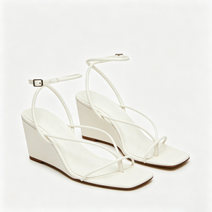 Fabricant de <span class=keywords><strong>chaussures</strong></span> sur mesure – Sandales compensées blanches en cuir végétalien pour <span class=keywords><strong>femme</strong></span>, à bout carré et entre-doigts, avec bride de cheville réglable - Product Image 2