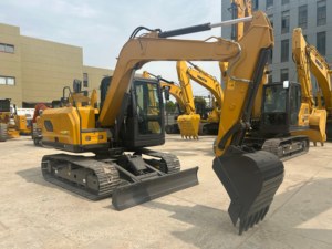 Excavadora de cadenas mediana 135GA de 13.5 toneladas, nueva, con sistema hidráulico de ahorro de energía para construcción de carreteras y minería. - Product Image 6