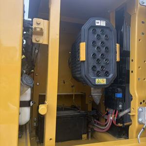 รถขุด CAT 320GC ขนาด 20 ตัน พร้อมบุ้งกี๋ขุดดิน อุปกรณ์หนักมือสอง - Product Image 2