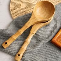 Cuillère à soupe en bois personnalisée en gros, grande cuillère ronde en bois naturel pour la maison, la cuisine, la salle à manger et les restaurants