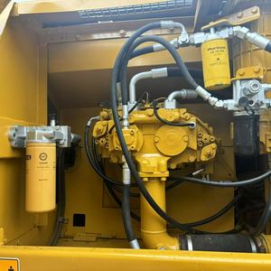 Excavatrice d'occasion Caterpillar 330D2L 2022 Cummins, Meilleure Vente, Unité Authentique, Configuration Originale Complète, Peinture d'Origine, Stock Usine, Livraison Rapide - Product Image 2