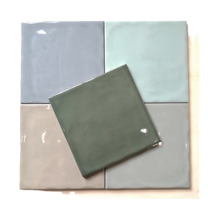 <span class=keywords><strong>Carreaux</strong></span> brillants d'usine à des prix abordables 15x15cm <span class=keywords><strong>vert</strong></span> bleu fond <span class=keywords><strong>de</strong></span> <span class=keywords><strong>cuisine</strong></span> et <span class=keywords><strong>de</strong></span> salle <span class=keywords><strong>de</strong></span> bain <span class=keywords><strong>Carreaux</strong></span> muraux décoratifs 6x6 ''<span class=keywords><strong>Carreaux</strong></span> gris d'intérieur - Product Image 1