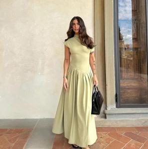 Abito lungo da donna elegante con spalle scoperte, in maglia slim a maniche corte, con ampia gonna a ruota, per primavera estate, di tendenza, sexy e popolare - Product Image 2