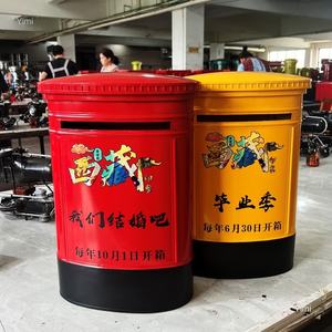 תיבת דואר אנכית וינטג' מברזל יצוק עם מנעול ותיבת הצעות, תיבת דואר אדומה לרצפה חיצונית, תוצרת סין - Product Image 4