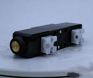 Vanne proportionnelle hydraulique d'origine OEM 24V DG4V-3-2C-M-U-H7-60-EH210 DG4V-5-2AJ-M-U-H7-29-EN124 - Product Image 3