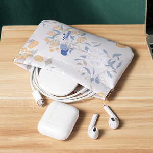 Vintage Mini <strong>Automatic</strong> Shrapnel Cosmetic Storage Bag PU Wired <strong>Headset</strong> Data Cable Portable Waterproof Coin Purse Multi-Function - Product Image 4