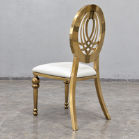 Chaise de banquet ovale en acier inoxydable doré avec dossier sculpté et assise en cuir PU