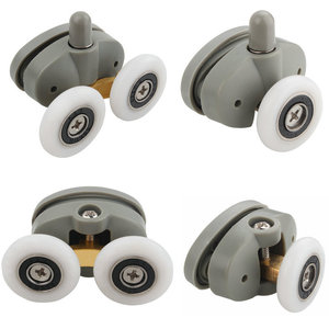 Roulette de porte-fenêtre en plastique à double roue gris clair, accessoire de quincaillerie pour porte coulissante - Product Image 1