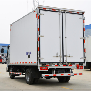 Camion frigorifique Foton 158HP 4*2 4m de bonne qualité, camion frigorifique, fourgon frigorifique, véhicules de transport de denrées alimentaires congelées <span class=keywords><strong>à</strong></span> <span class=keywords><strong>vendre</strong></span> - Product Image 3