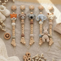 Chaîne de sucette anti-perte en bois avec perles de dentition en forme d'animaux de dessin animé et étoiles, pour apaiser les bébés