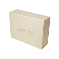 Boîte cadeau personnalisée en carton couleur crème, recyclable, auto-érectible, avec fermeture magnétique, finition mate, pour téléphone portable
