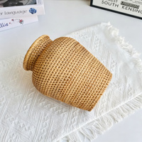 Vas Anyaman Bambu Tenun Tangan Dekorasi Rumah Gaya Rustic Boho untuk Bunga Kering Keranjang Penyimpanan Multifungsi di Atas Meja