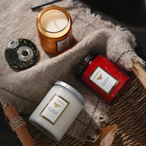Velas fragantes Frascos de vidrio Cera de soja sin humo Velas perfumadas Caja de regalo para el día de San Valentín Hogar Decorativo Regalo del Día de la madre - Product Image 1