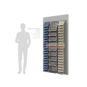 Los Comercios Minoristas Ahorran Espacio con el Expositor de Mosaicos Inclinado de Pared y el Expositor Vertical Multi-Slot - Product Image 1
