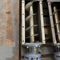 Équipement d'élevage commercial avicole à structure optimisée pour la production de granulés d'aliments pour porcs, moutons, poulets, canards et bétail