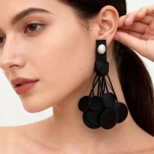 Boucles d'oreilles en bois à pompons, imitation perle, style vintage, ensemble de bijoux de fête pour femme - Product Image 4