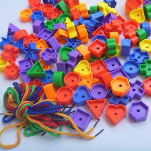 Ensemble de boutons géométriques en plastique CRAFT pour le bricolage, les arts et l'artisanat, le tricot et le crochet, les jouets à colorier et les cadeaux - Product Image 2