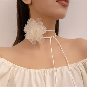 Nouveau noir blanc rose couleur maille 9.5 cm fleur collier ras du cou pour les femmes mode corde chaîne fille clavicule chaîne collier bijoux