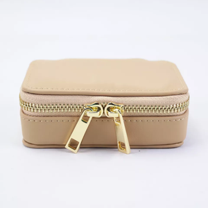 Custom 8-Compartment Mini Pill Storage Box Cute Portable Leather Promotional Travel Pill Case