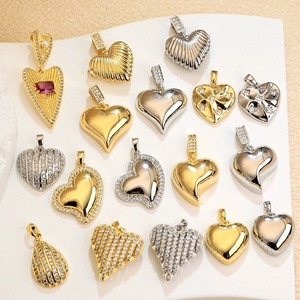 ACME Messing-Kupfer-Herzanhänger-Halsketten – heiß begehrt, Großhandel, direkt ab Werk, anpassbar, verschiedene Ausführungen, Damen-Modeschmuck - Product Image 1