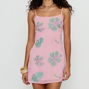 Robe Courte Y2K Style Hawaïen à Bretelles Fines et Fleurs Perlées pour Femme, Robe Fourreau en Maille, Mini-Robe Tropicale pour Fêtes et Vacances - Product Image 1