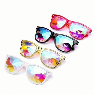 Lunettes de soleil de luxe pour femmes, à verres diffractés, style kaléidoscope carré, pour festivals et soirées, vente en gros - Product Image 2