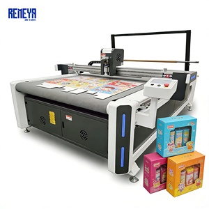 Máquina de Muestras de Cajas Corrugadas con Cortador de Cuchilla Oscilante CNC para Cartón Corrugado de 7 Capas, Flauta E, 45mm de Grosor, FEFCO y HSC, Troquelado REMEYA - Product Image 1