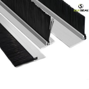 Cuishi Joint de bas de <span class=keywords><strong>porte</strong></span> moderne personnalisé en aluminium avec brosse en PP, flexible, anti-poussière, facile à installer - Product Image 1