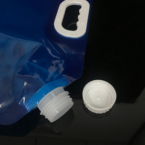 Sacs de conteneurs d'eau purifiée de qualité alimentaire 5L 10L en gros, pochettes souples anti-fuite avec bec verseur et buse - Product Image 3