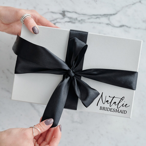 Cá Nhân Sang Trọng Cứng Cứng Nhắc Trắng Vàng Giấy Các Tông Từ Lật Đóng Cửa Hộp Quà Tặng Bao Bì Biểu Tượng Tùy Chỉnh Và Kích Thước - Product Image 1