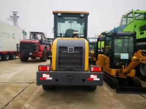 Mini Cargadora de Ruedas LW150FV, Económica, con Accionamiento Hidráulico, Compacta, <span class=keywords><strong>para</strong></span> Pequeñas Empresas y Alquiler - Product Image 5