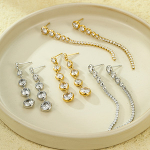 Joyería al por mayor de alta calidad Pendientes de gota de acero inoxidable 18K Pendientes de circón de borla larga para mujer - Product Image 1