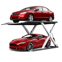 Système de stationnement intelligent à ciseaux à profil bas pour le stationnement temporaire de véhicules en ateliers de detailing automobile et en ateliers de réparation rapide