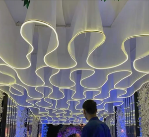ผ้าม่านตกแต่งงานแต่งงานแบบแขวนเพดาน LED รุ่นขายดี สำหรับตกแต่งงานแต่งงาน - Product Image 1