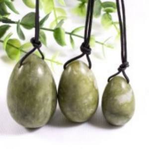 Juego de Huevos Yoni de <span class=keywords><strong>Jade</strong></span> para Masaje Kegel, Modelo Portátil, Tallado y Grabado, Gema de Amor - Product Image 1