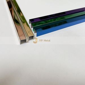 Perfil en U de Acero Inoxidable con Acabado PVD Color EX476 para Decoración Interior de Hoteles y Centros Comerciales, Bordes de Paredes y Pisos, Acabado Espejo Cepillado - Product Image 2