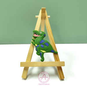 Imán de nevera con logotipo de equipo personalizado con colores llamativos para fanáticos de los deportes y seguidores, perfecto para mostrar <span class=keywords><strong>el</strong></span> espíritu de equipo en su hogar - Product Image 3